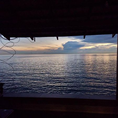 Seaview Holiday Home ポートディクソン エクステリア 写真